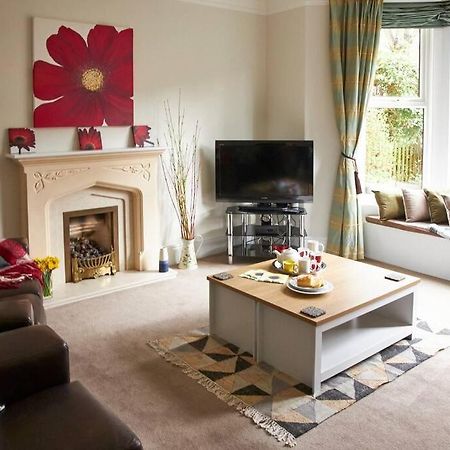 Comfy Big 7 Bedroom Townhouse Harrogate Exterior photo