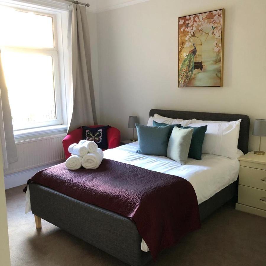 Comfy Big 7 Bedroom Townhouse Harrogate Exterior photo